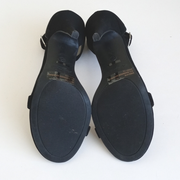 *Relisted* Anne Michelle Women's Black Velvet Cross Toe Ankle Strap 4" Heels 7.5 - Picture 8 of 11